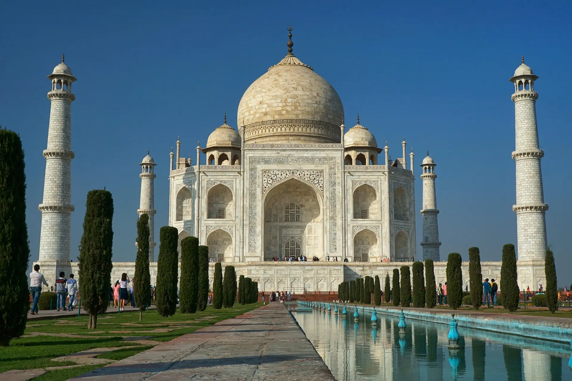 Taj Mahal, one of the amazing Asian places to travel