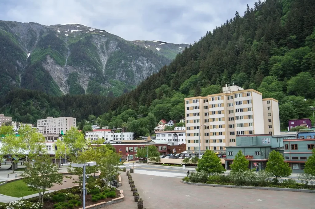 A panoramic view of Juneau, Alaska, showcasing its stunning natural landscape, highlighting why it's considered one of the best cities to live in Alaska.